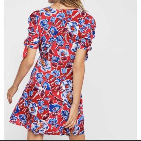 Free People Red Glow Up Mini Dress Floral Red Blue V-neck Size 10 V15 - Picture 3 of 9